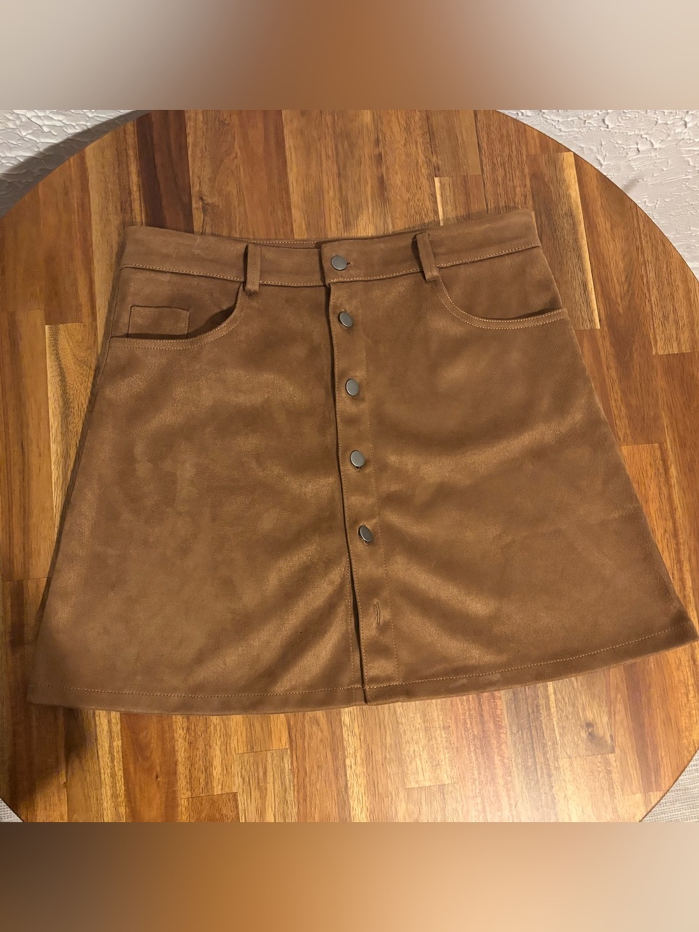 Button-Front Suede Mini Skirt — Brown - Picture 3 of 9
